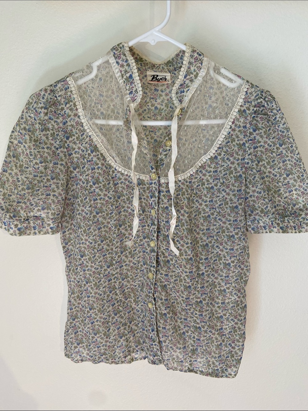 Vintage Byer California Cream Floral Lace-Yoke Button Blouse 1970s cottage core
